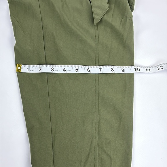 Kyodan Freedom Trail Jumpsuit. Olive Green. Sleeveless.  XS. Snap front. - Picture 9 of 10